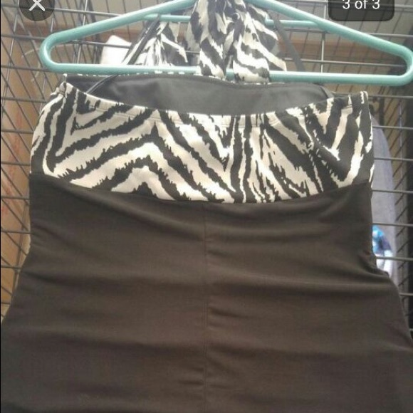 Dress - Picture 3 of 3